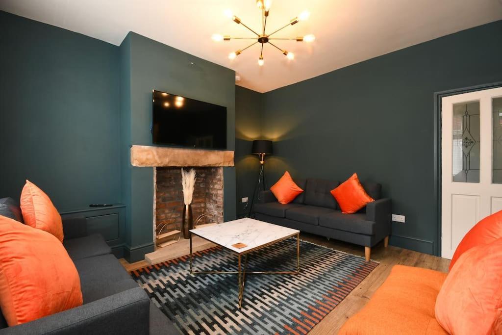 Cottage Style 3 Bedroom House - Close To City Centre & The Peaks Честерфілд Екстер'єр фото