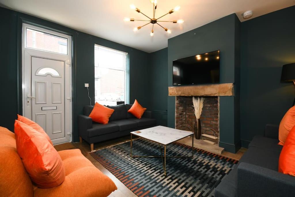 Cottage Style 3 Bedroom House - Close To City Centre & The Peaks Честерфілд Екстер'єр фото